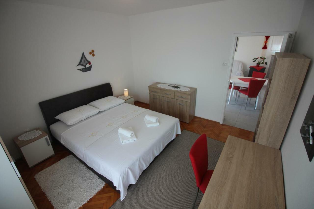 Apartment Vanda Novi Vinodolski Esterno foto
