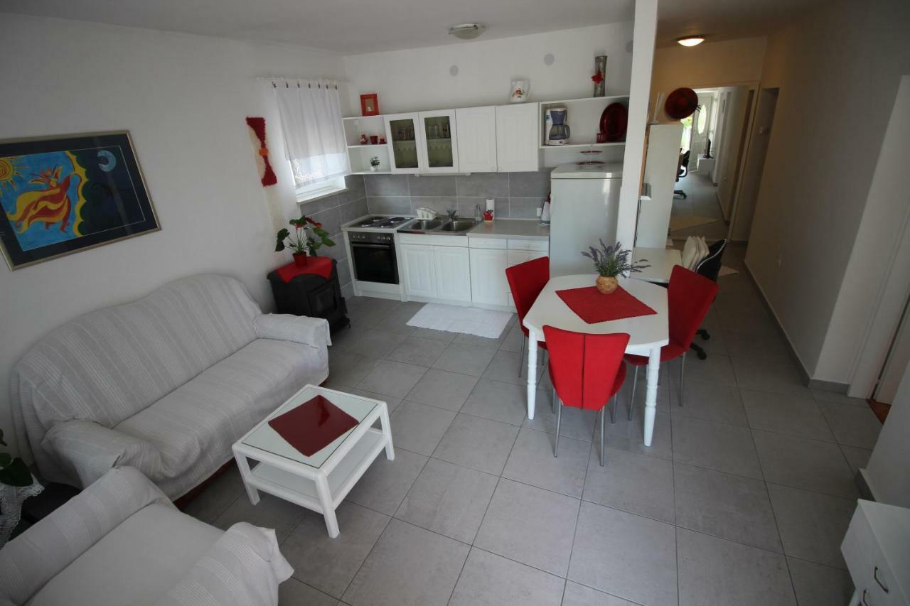 Apartment Vanda Novi Vinodolski Esterno foto
